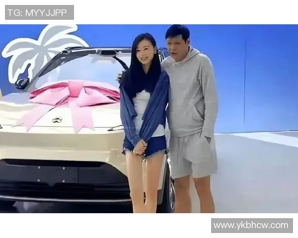 足球明星的妻子安娜揭秘她的生活与支持背后的故事